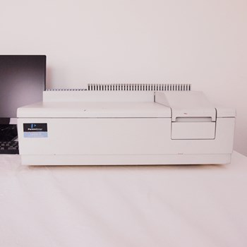 Perkin Elmer Lambda 35 UV/Vis Spectrophotometer | Speck & Burke